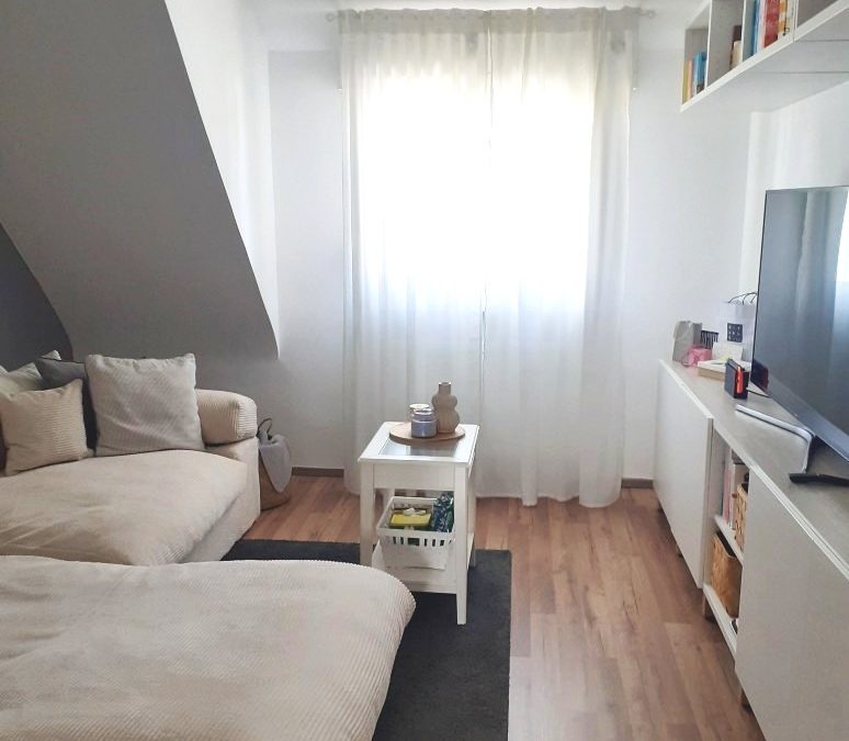 Gepflegte und charmante Wohnung mit schönem Schnitt